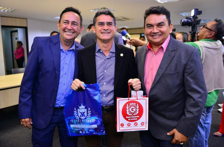 Governador Interino David  Almeida Dispara...