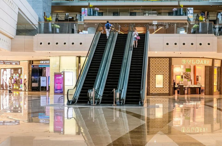 SHOPPING CENTERS ABERTOS ATÉ AS 20HS