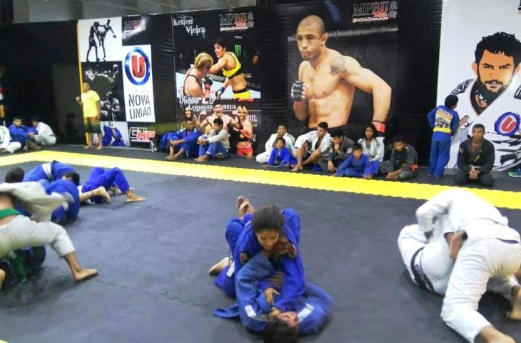 CT Márcio Pontes realiza 2º Desafio de Lutas Casadas... CT Márcio Pontes realiza 2º Desafio de Lutas Casadas...